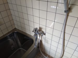 石岡市の風呂水漏れ修理