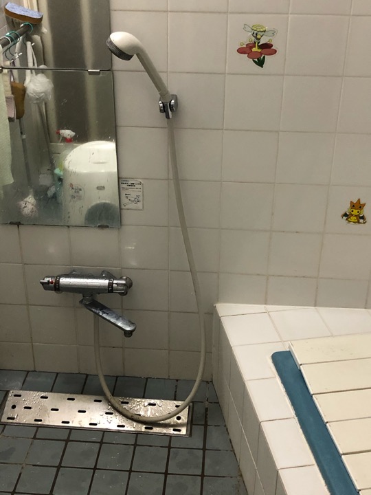 笠間市で浴室蛇口の水漏れ修理を行いました。